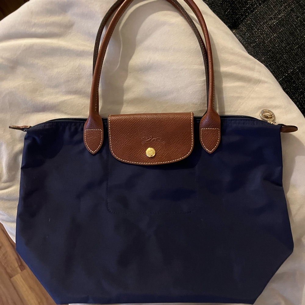 Longchamp navy blue bag in great condition